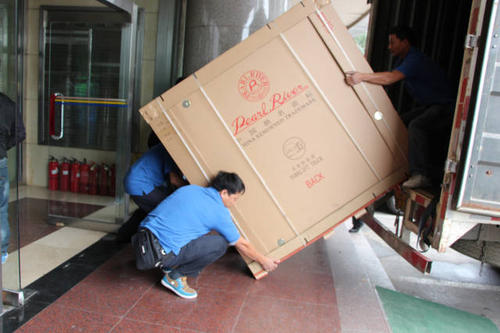 紫金钢琴贵重工艺品无忧运